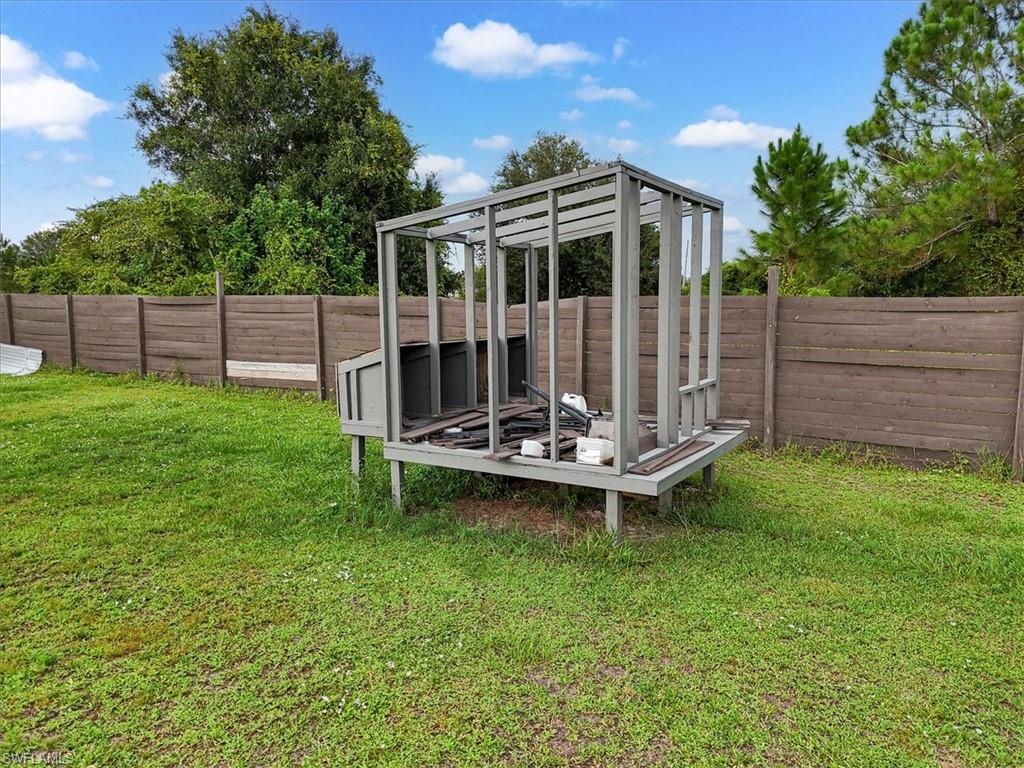 375 N Estribo St Property Photo 49