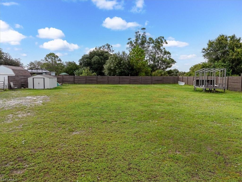 375 N Estribo St Property Photo 50