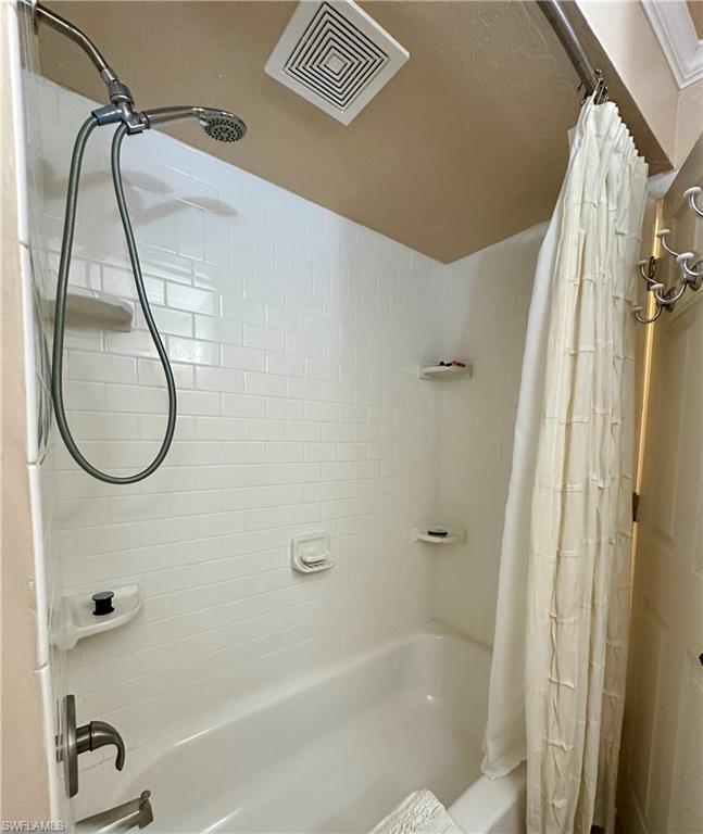 304 Ne 19th Ter Property Photo 17