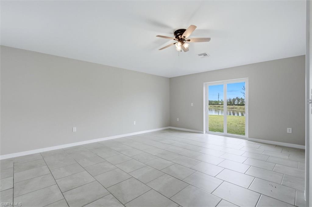 3898 Treasure Oak Way Property Photo 3