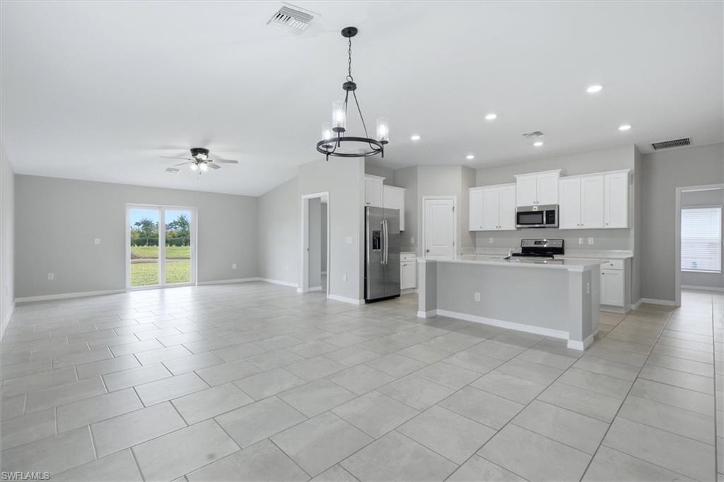 3898 Treasure Oak Way Property Photo 8