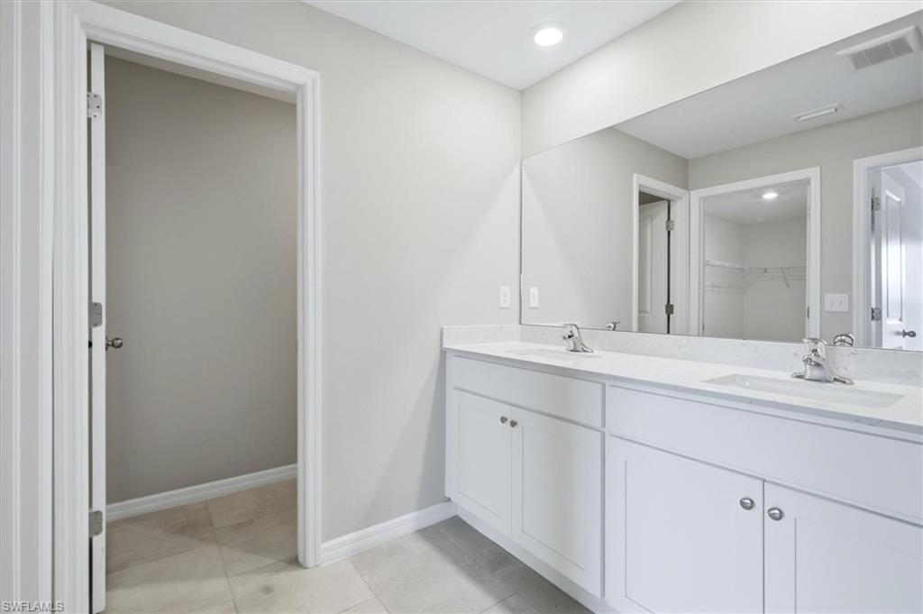 3898 Treasure Oak Way Property Photo 15