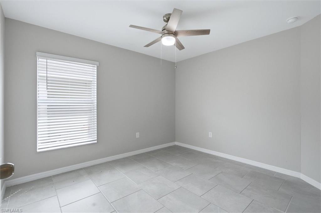 3898 Treasure Oak Way Property Photo 18