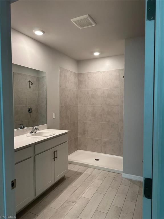 230 Nicholas Pkwy W Property Photo 8