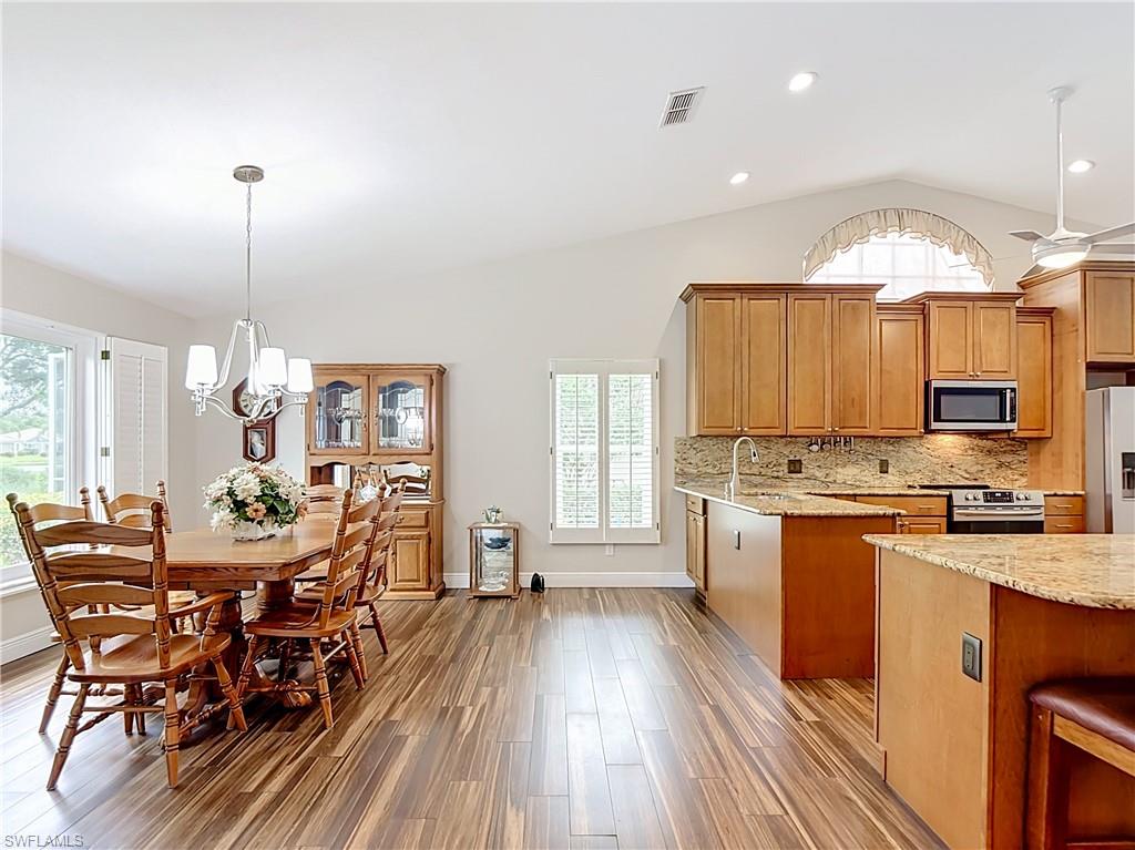 1970 Corona Del Sire Dr Property Photo 22