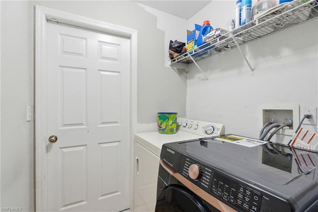 18371 Slater Rd Property Photo 15