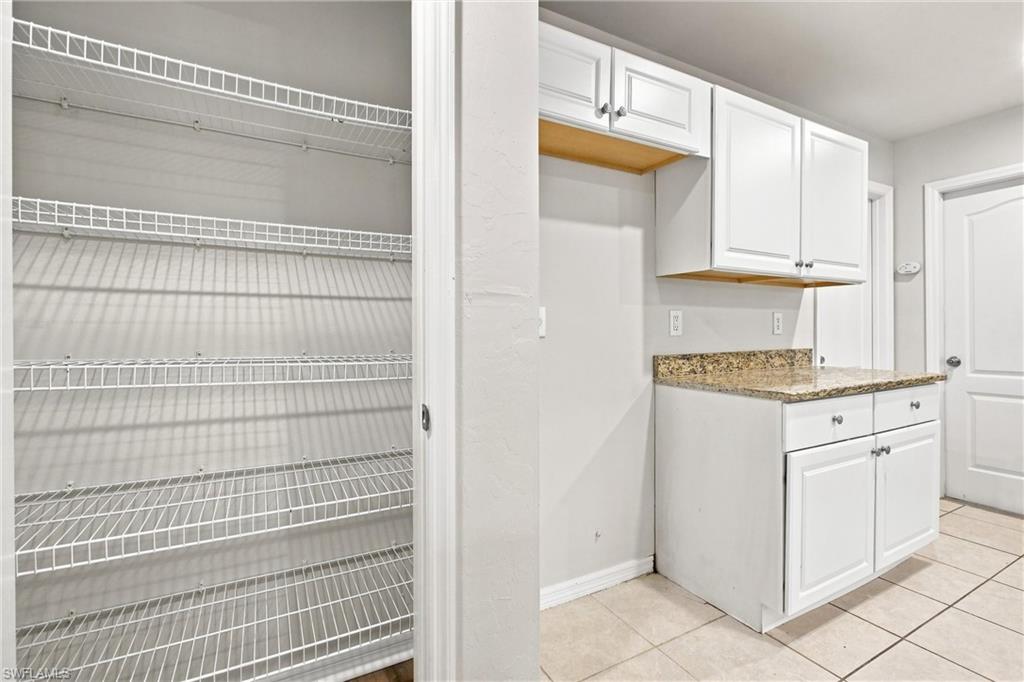 752 Barclay Ave Property Photo 22