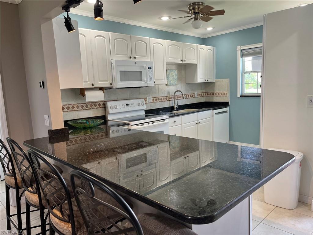6925 Par Way Property Photo 5