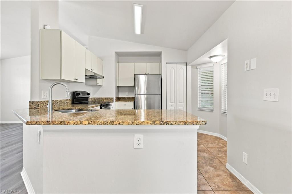 3901 16th St W Property Photo 16
