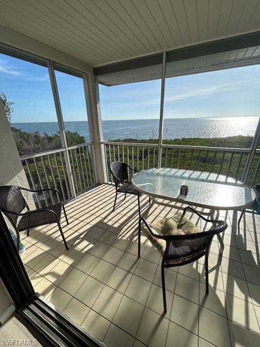 5321 Bayside Villas Property Photo 5