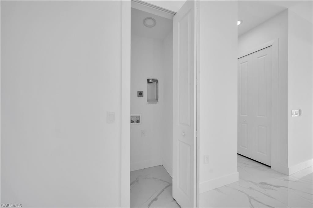 1718 Hibiscus Ave Property Photo 14