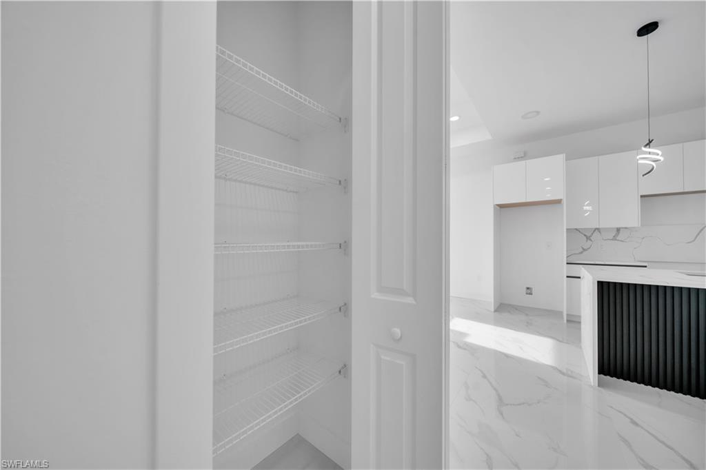 1718 Hibiscus Ave Property Photo 22