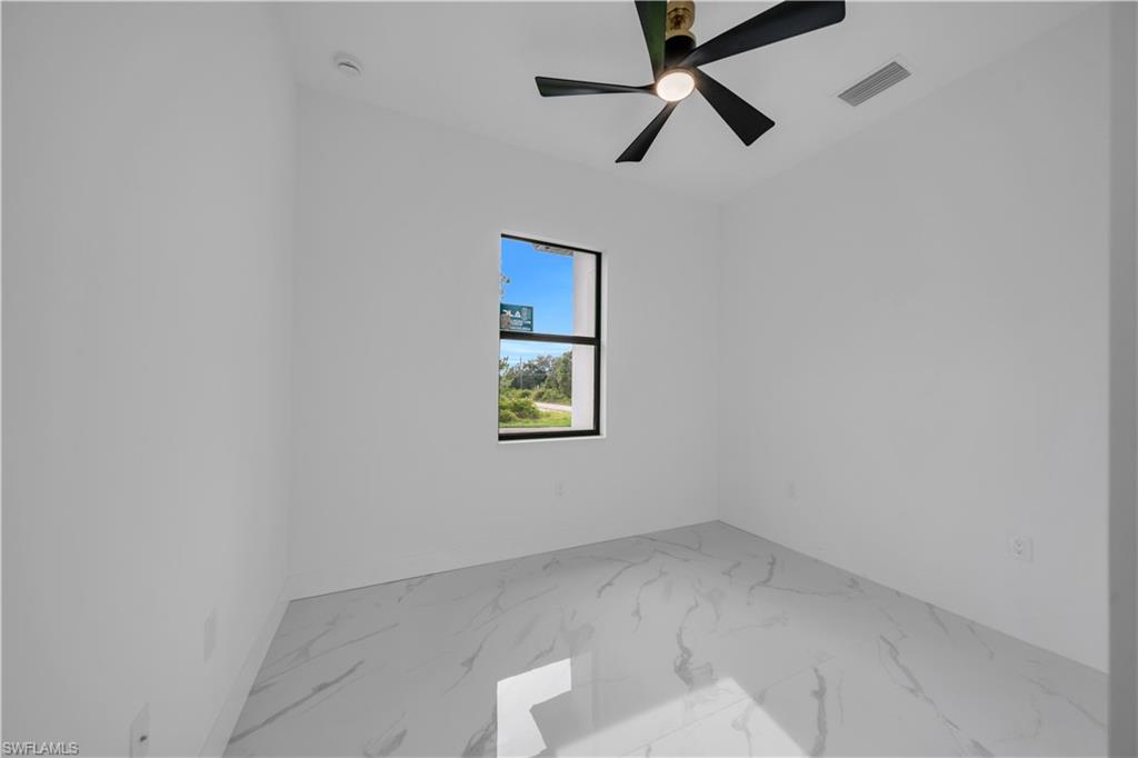 1718 Hibiscus Ave Property Photo 23
