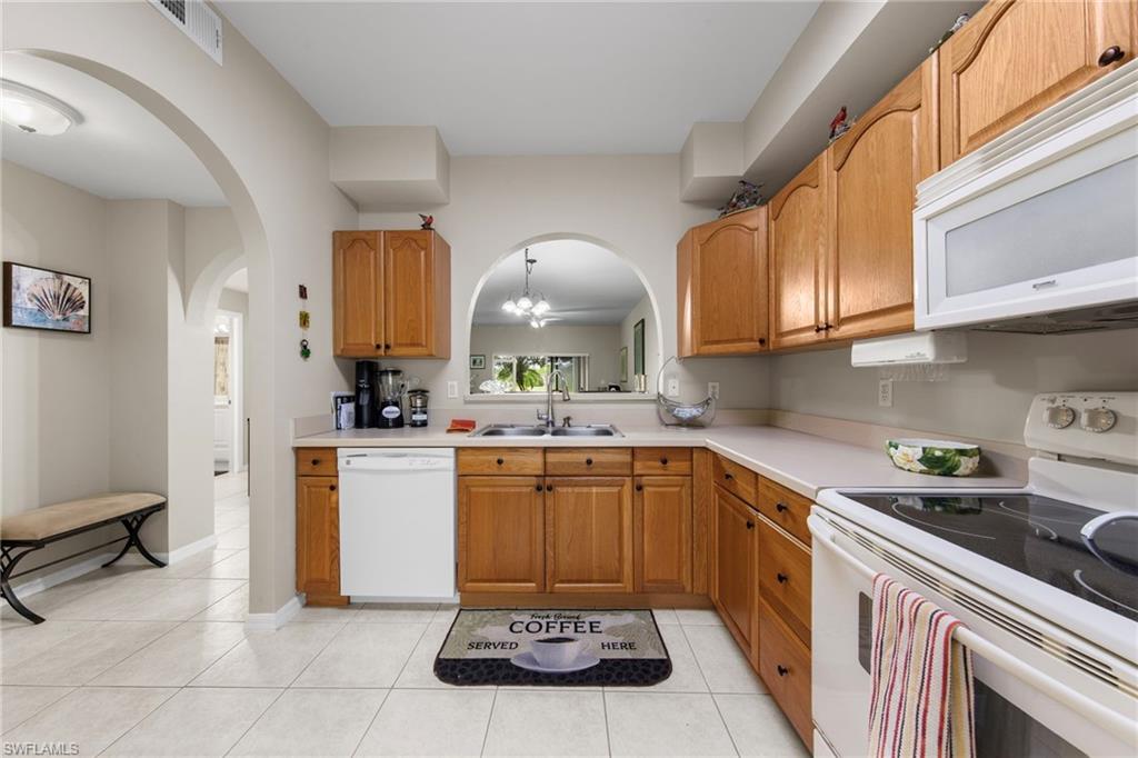 2261 Somerset Ridge Dr 103 Property Photo 10