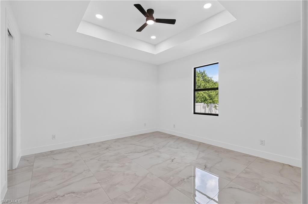 1003 Kismet Pkwy W Property Photo 17