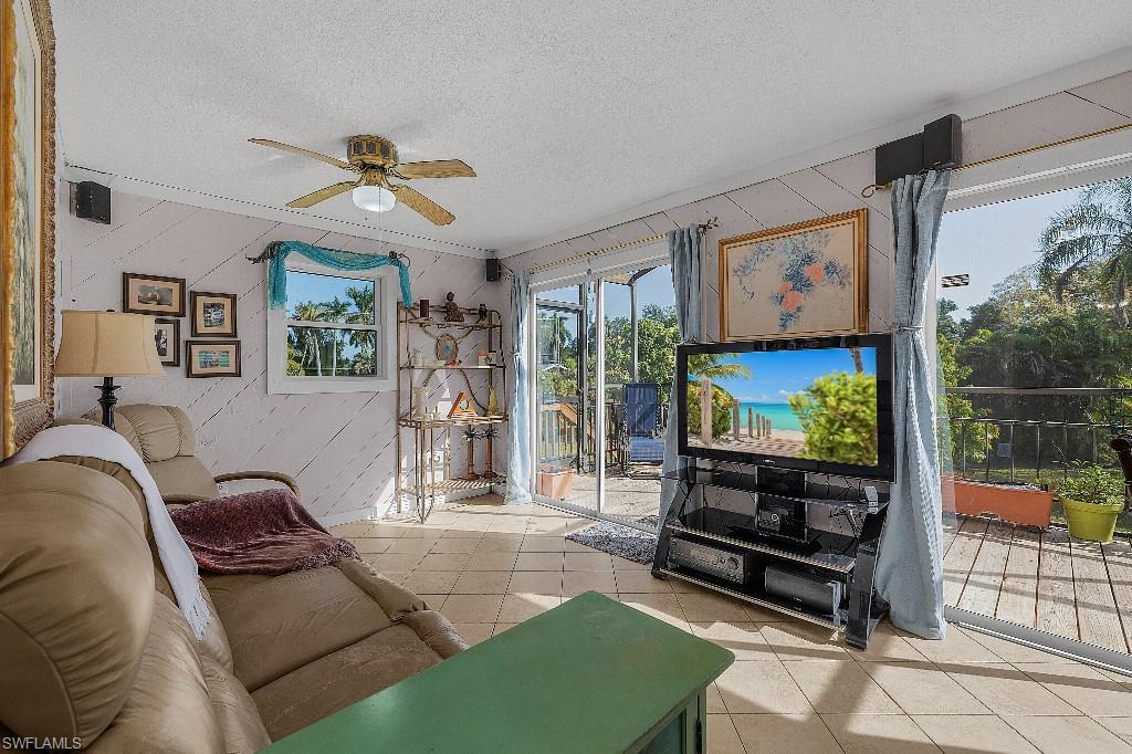 5888 Sea Bass Rd Property Photo 4