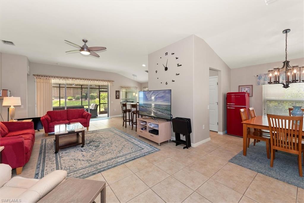 10053 Colonial Country Club Blvd Property Photo 6
