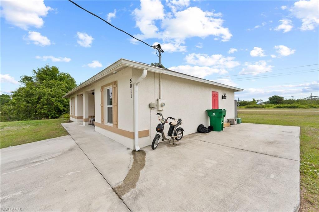 5011 Dania Cir Property Photo 16