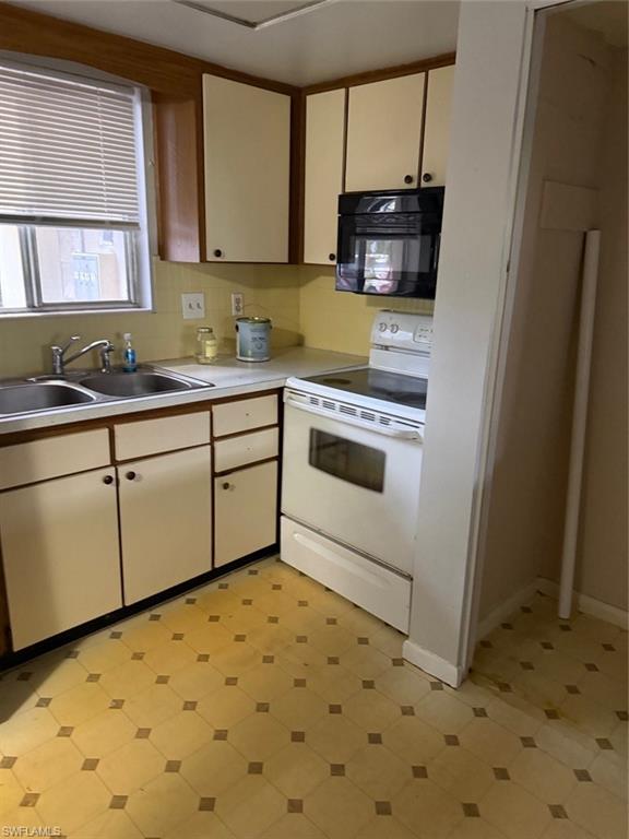 1376 Archer St 2 Property Photo 8