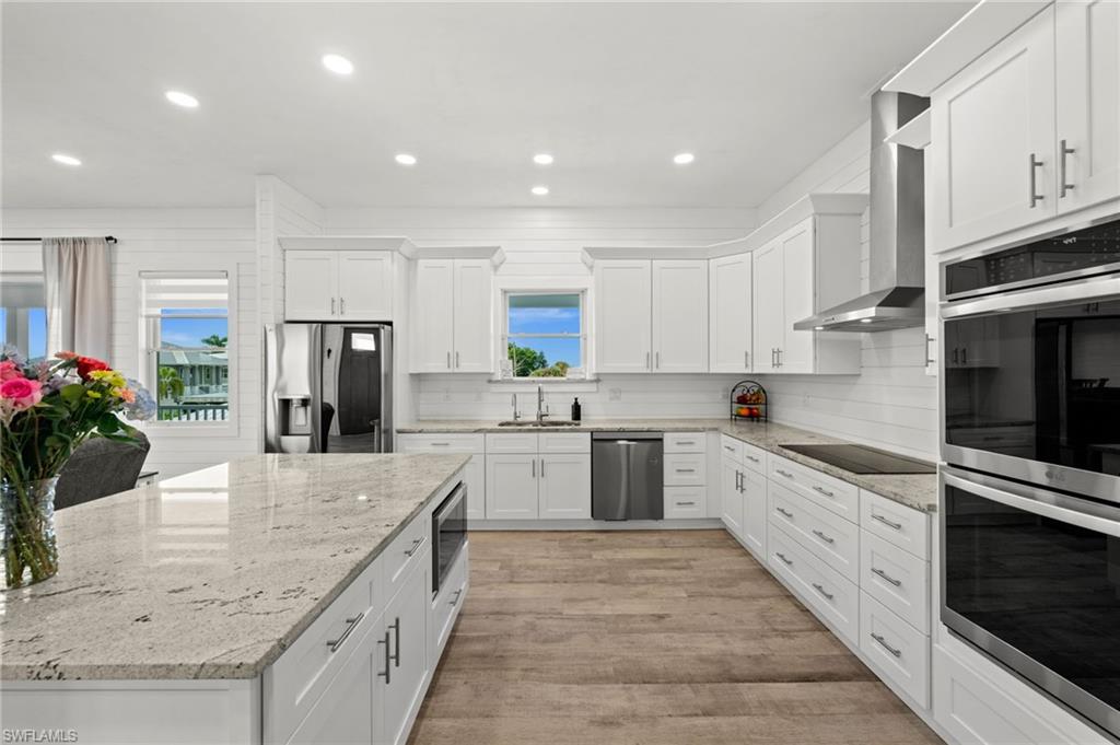 2912 Buttonwood Key Ct Property Photo 15