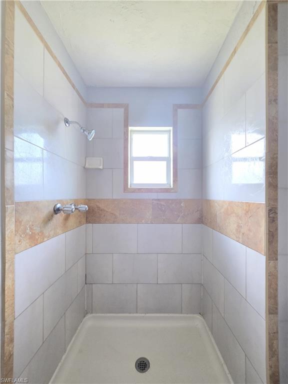 5546 6th Ave Property Photo 11