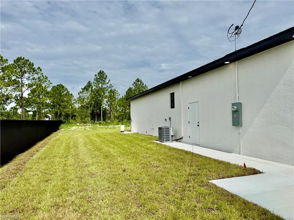 919 Hibiscus Ave Property Photo 43
