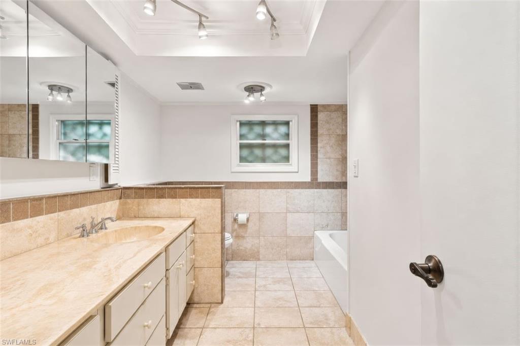 1364 Shadow Ln Property Photo 23