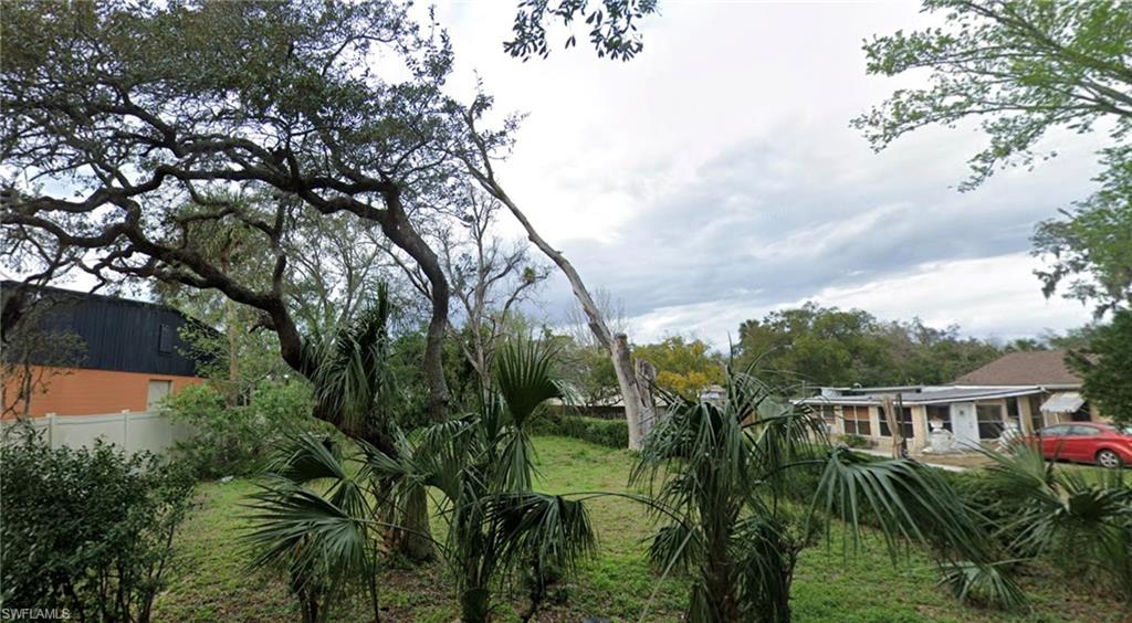 213 Lincoln Ave Property Photo 2
