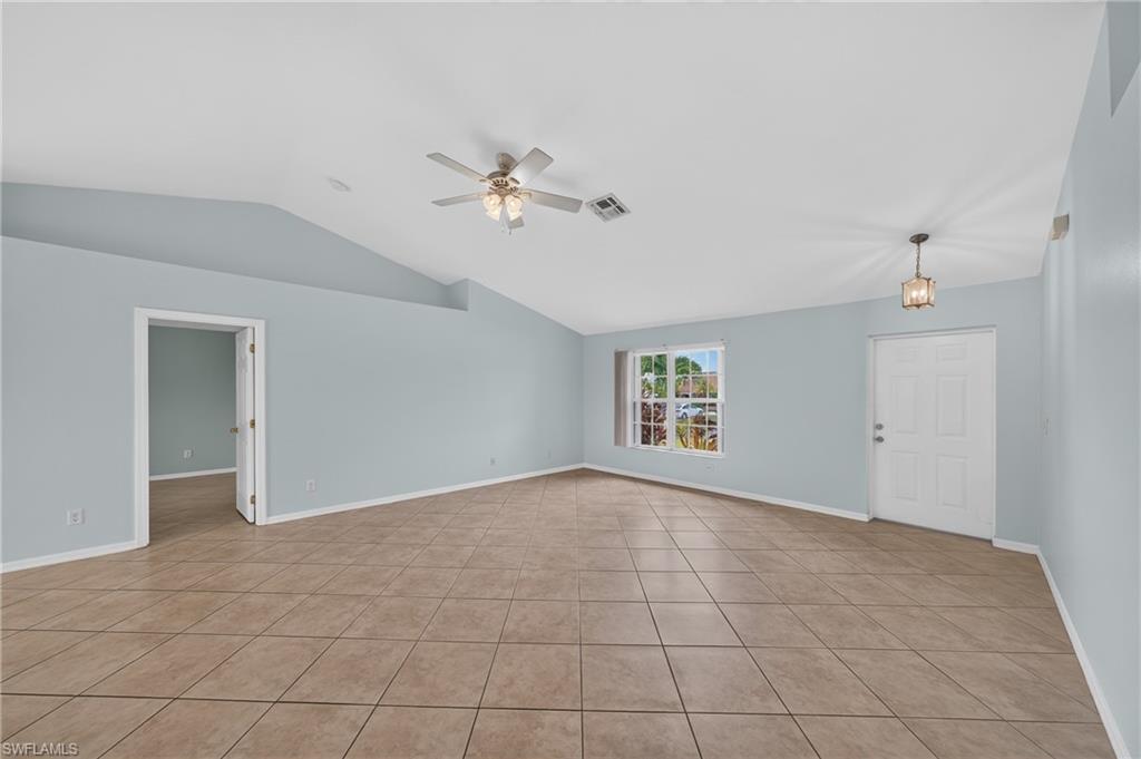 1709 Sw 15th Pl Property Photo 7