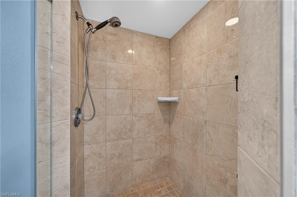 1709 Sw 15th Pl Property Photo 18