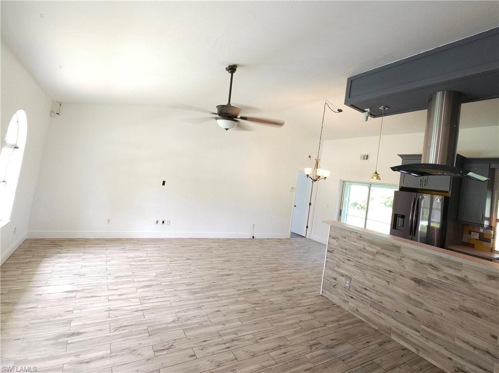 561 Foxcreek Dr Property Photo 6