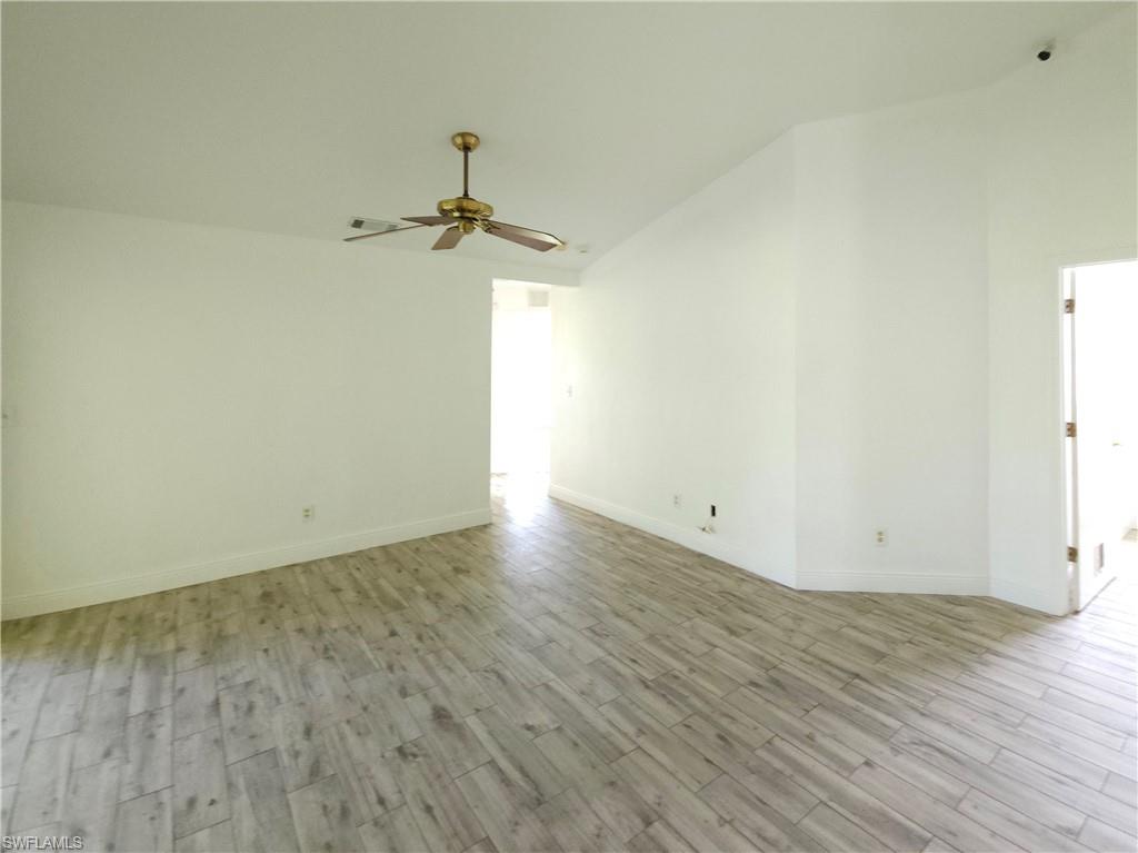 561 Foxcreek Dr Property Photo 10