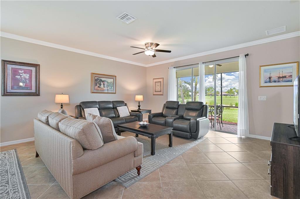3153 Walnut Grove Ln Property Photo 14