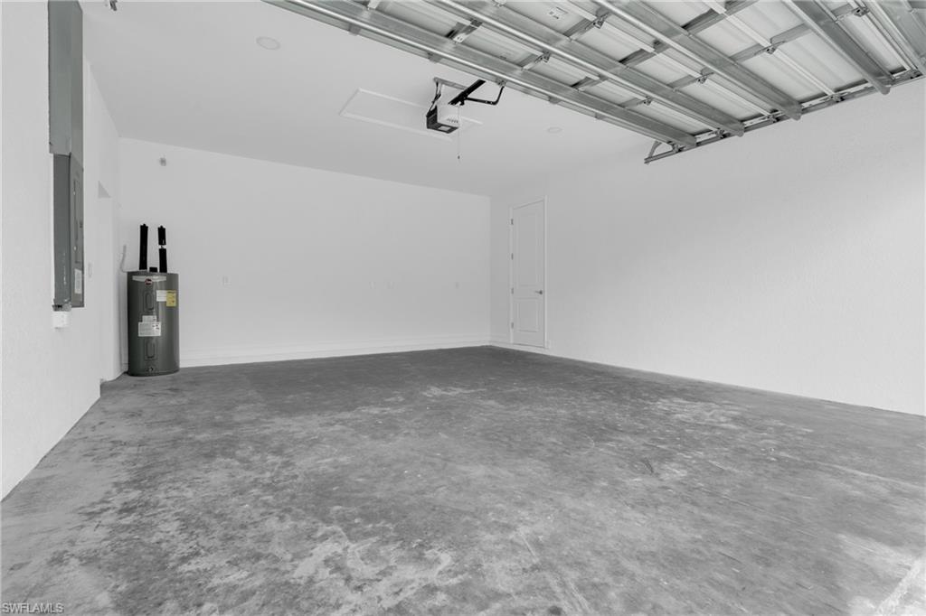 918 8th Ave Property Photo 26