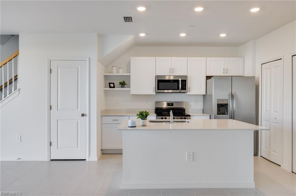 4243 Caterina Ct Property Photo 6
