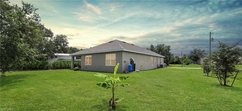 1922 Xelda Ave N Property Photo 29