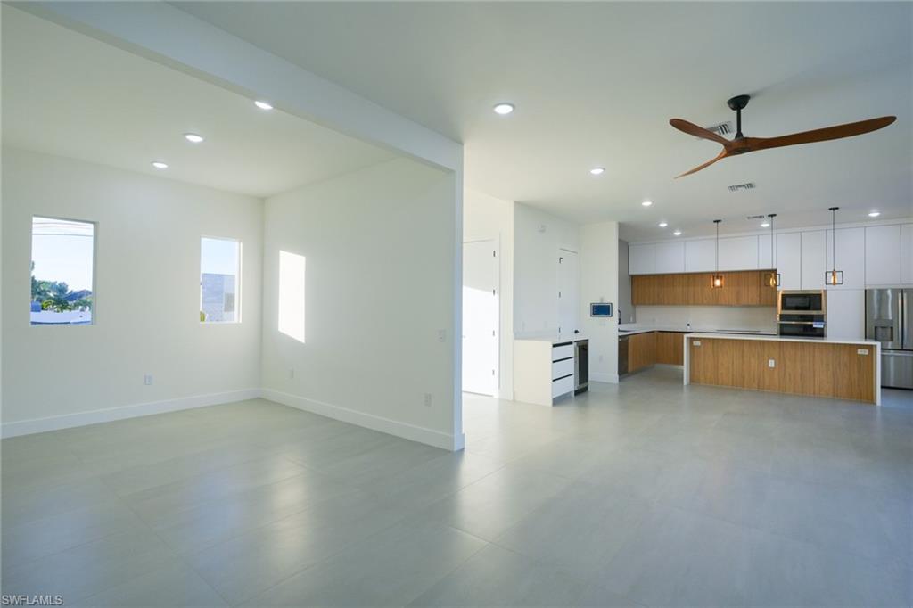 5 Sw 26th Pl Property Photo 12