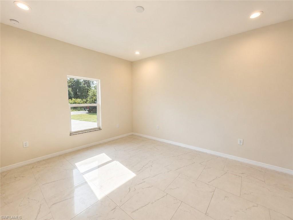 2617 Queen Dr Property Photo 4