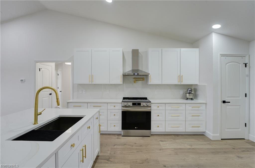 2822 Nw 7th Ter Property Photo 15