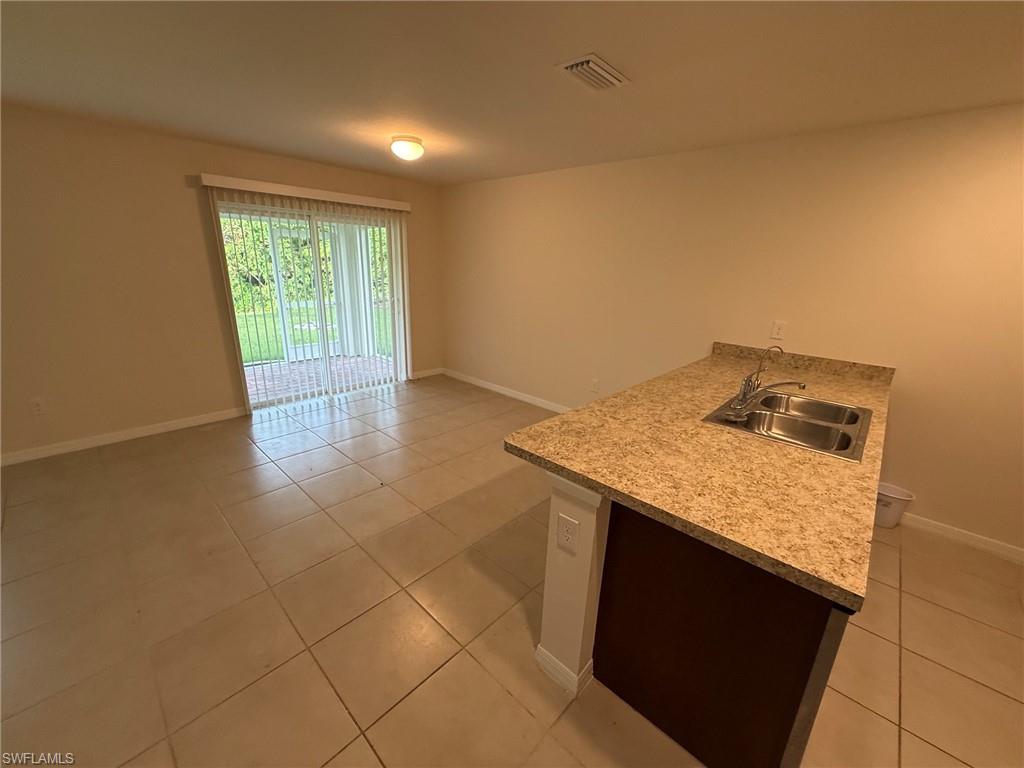 4409 Garden Blvd Property Photo 9