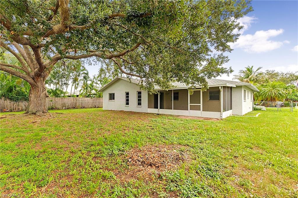 17404 Homewood Rd Property Photo 7