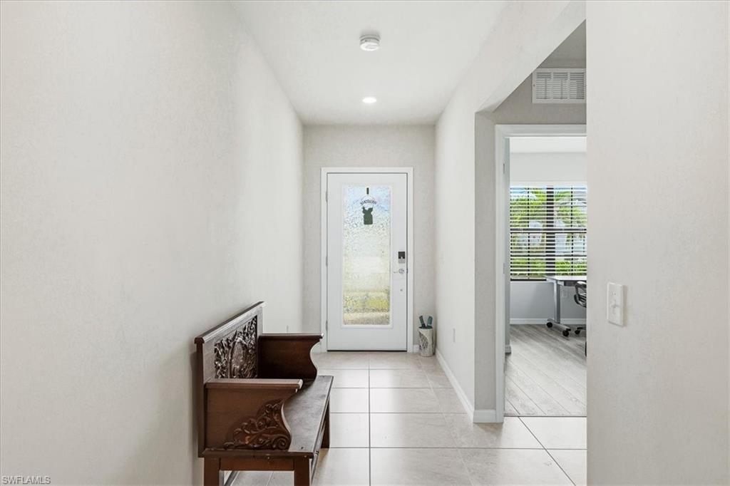 10761 Firebush Cir Property Photo 6