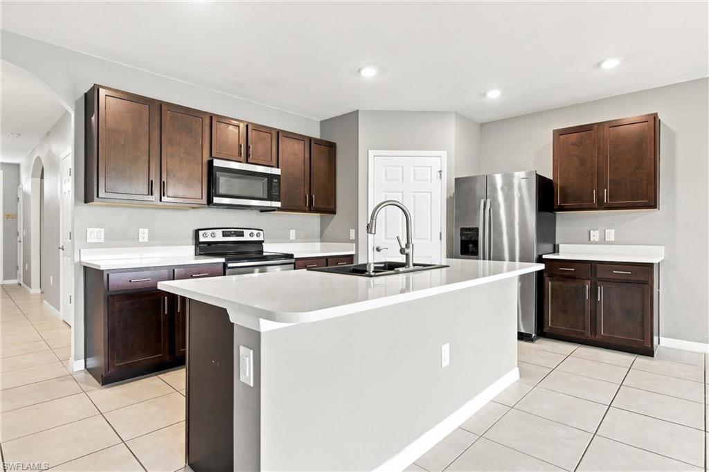 3180 Cozumel Ct Property Photo 4