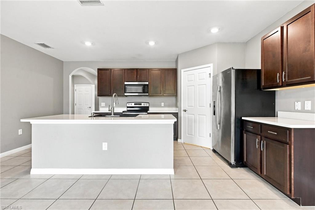 3180 Cozumel Ct Property Photo 5