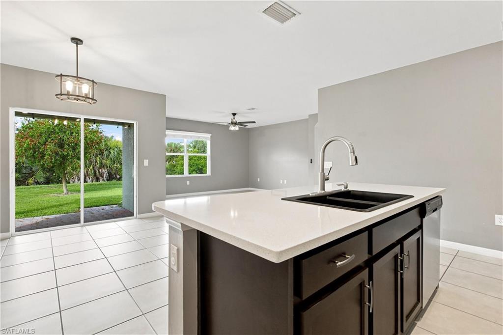 3180 Cozumel Ct Property Photo 6