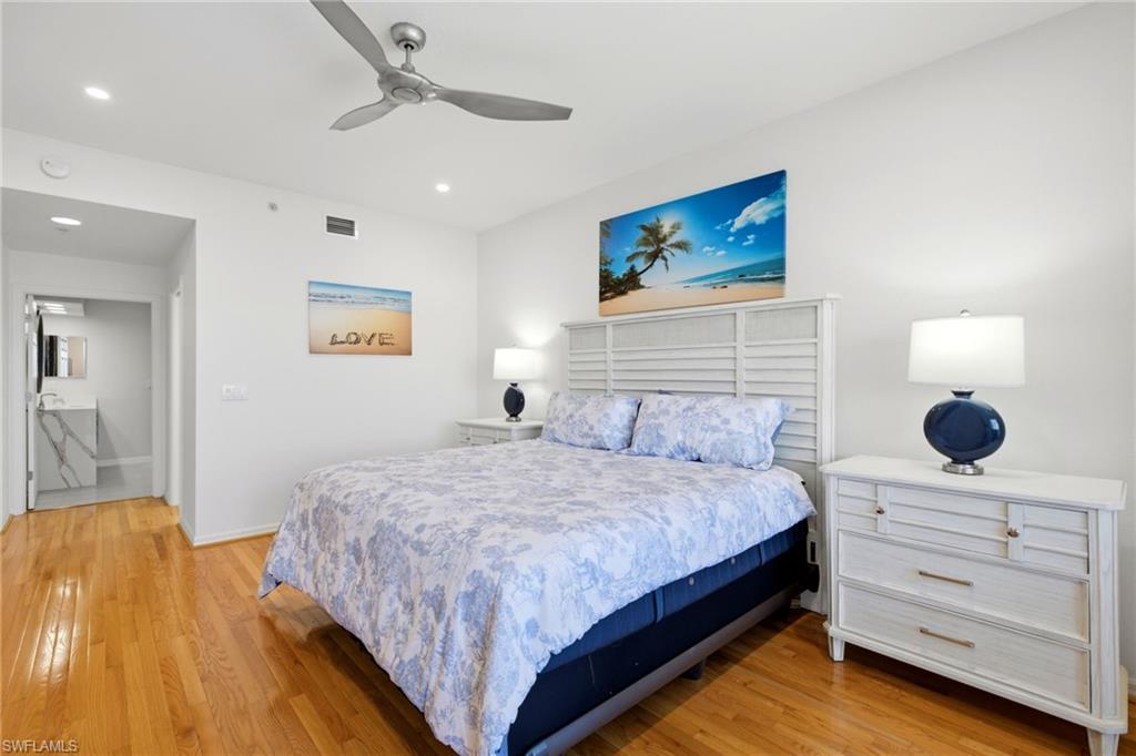 4141 Bay Beach Ln 463 Property Photo 17