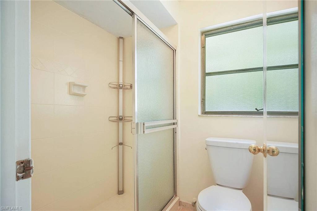 5661 Eichen Cir E Property Photo 8