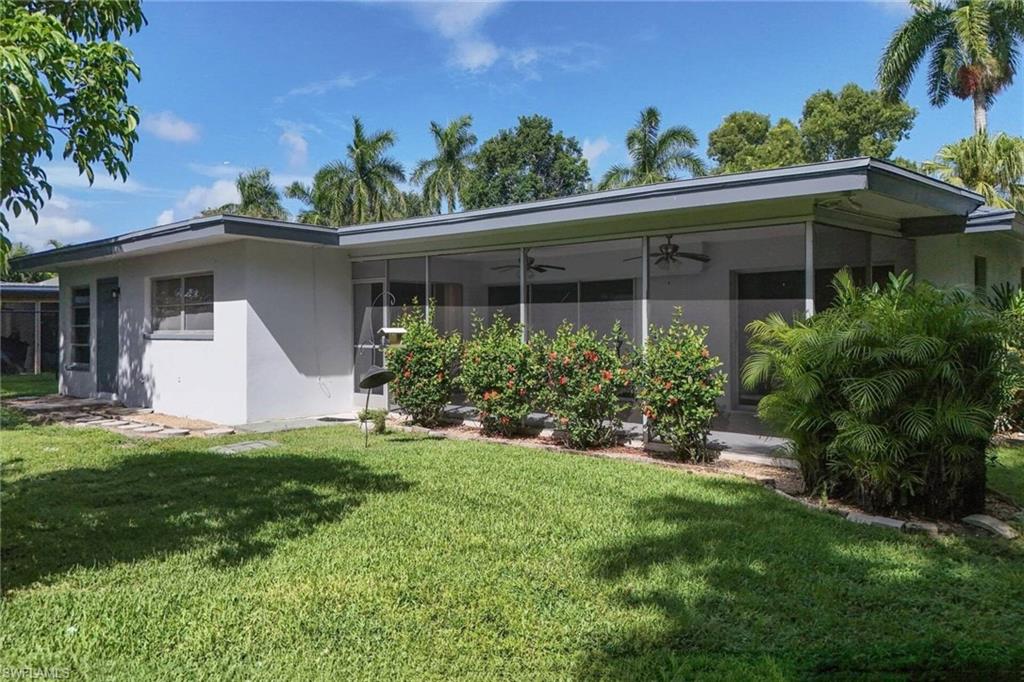 5661 Eichen Cir E Property Photo 11