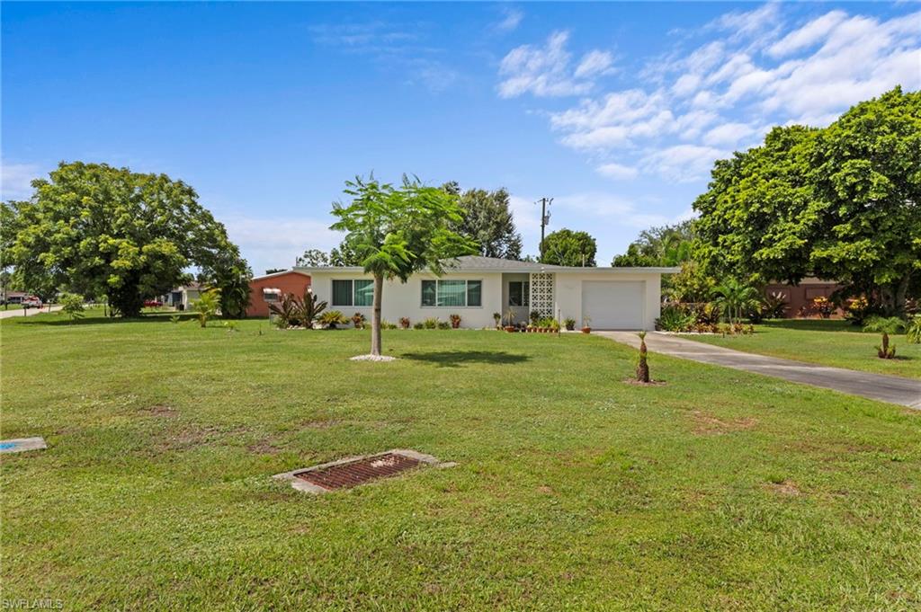1212 Barnsdale St Property Photo 2