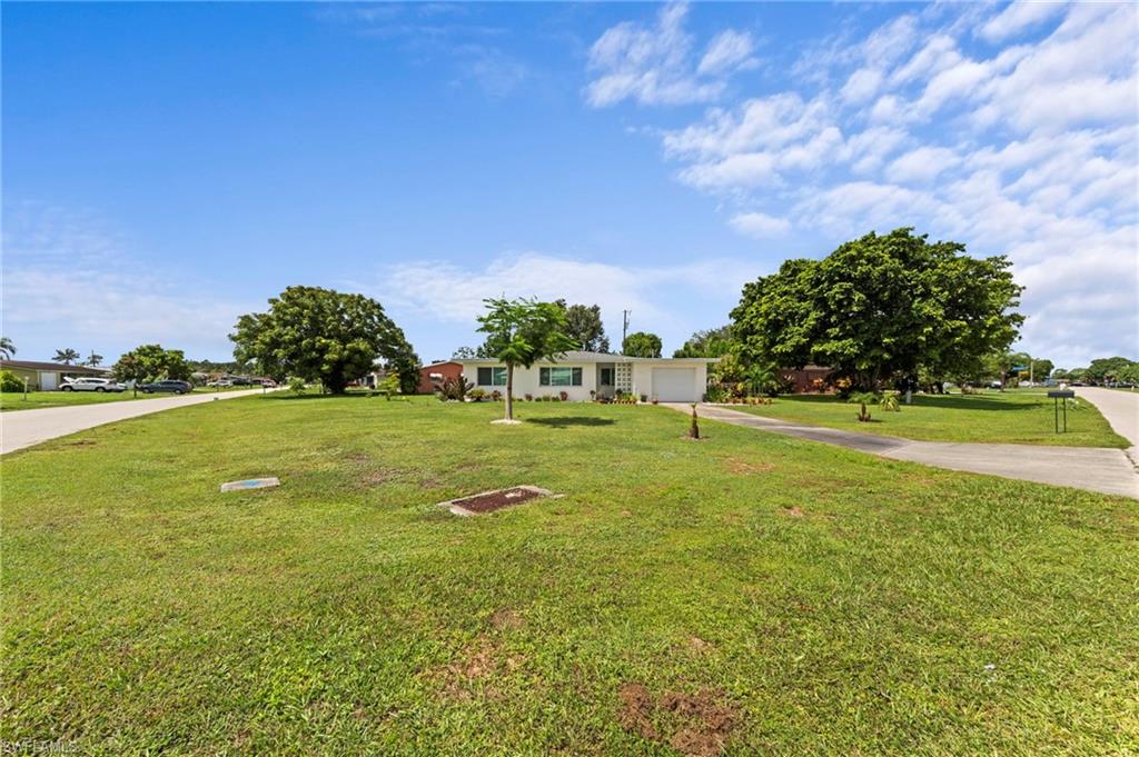1212 Barnsdale St Property Photo 4